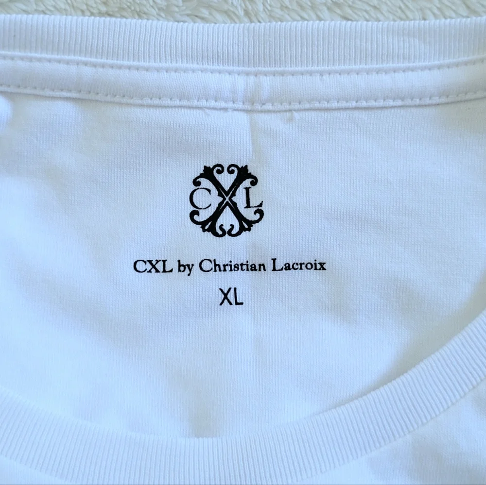 CXL By Christian Lacroix Graphic Tee👕 - NWT - Picture 5 of 13